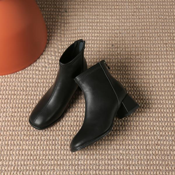 Square Toe Thick Heel Boots