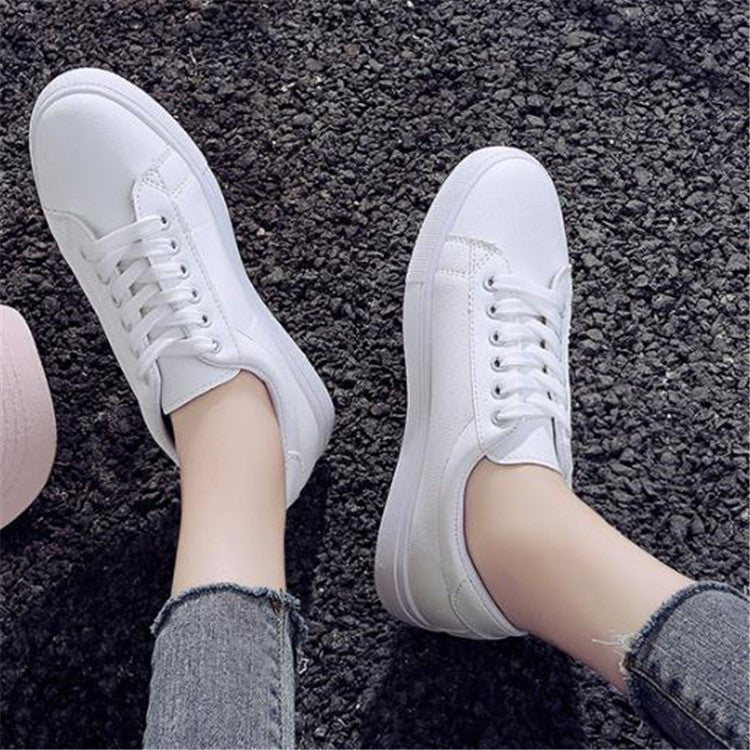 Flat White Sneakers - Boots BootiesShoesflat shoesflat sneakerssneakers
